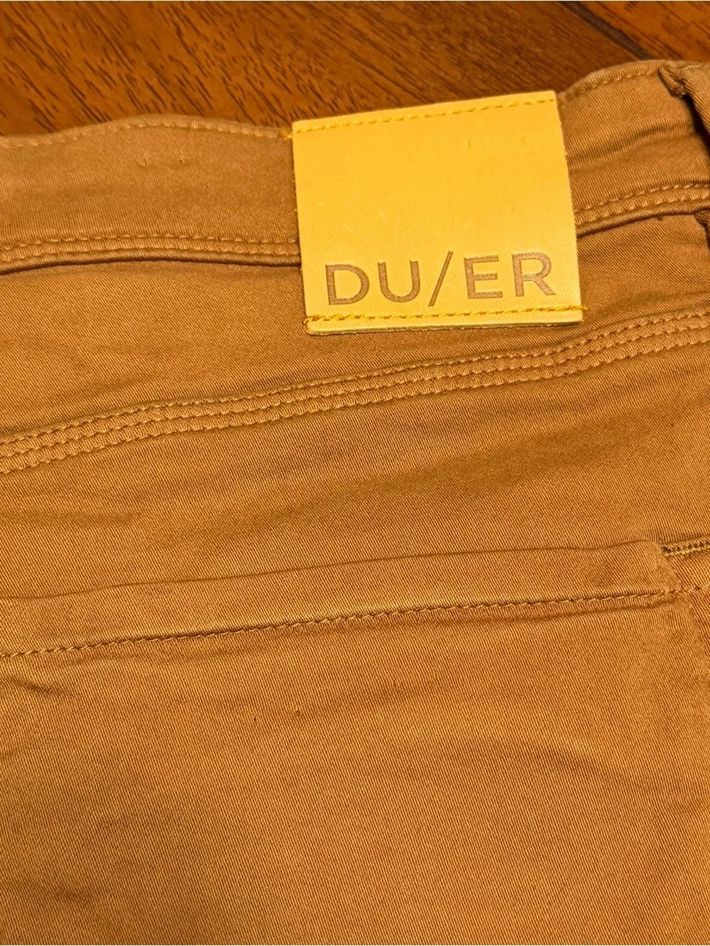 DU/ER N2X No Sweat Slim Fit Shorts Mens Size 34 Brown Stretch Performance Chino